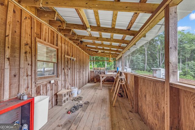 252 Komplex Drive, Carnesville, GA 30521