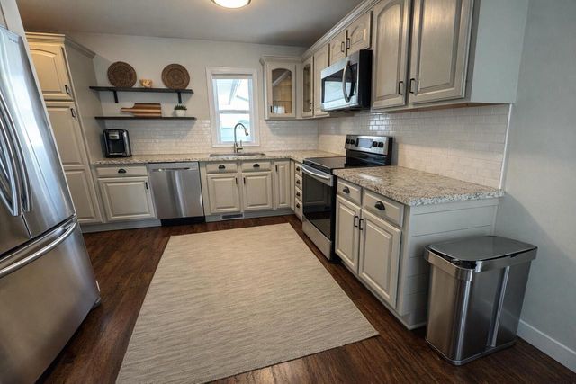 1203 N 14th AVENUE, West Bend, WI 53090