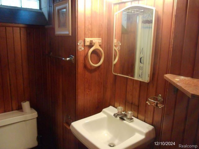 5727 E Outer Drive, Detroit, MI 48234