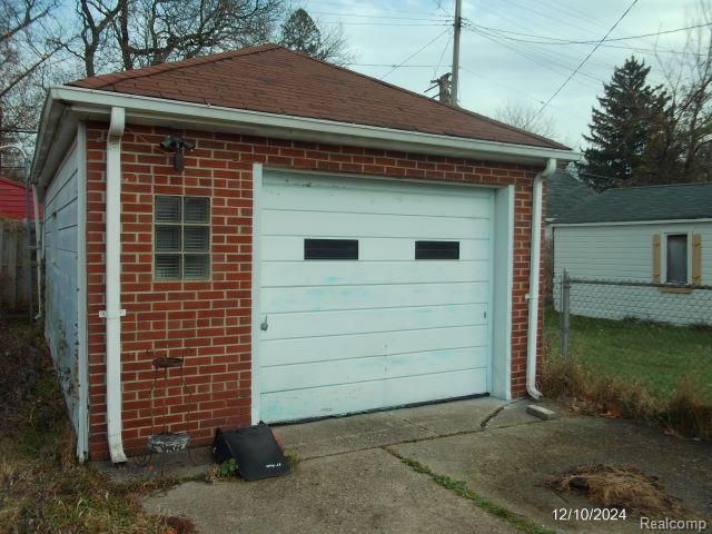 5727 E Outer Drive, Detroit, MI 48234