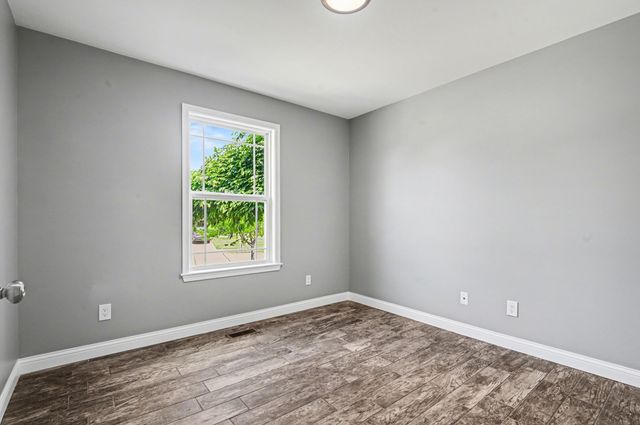 1689 Bingham Circle, Hebron, KY 41048