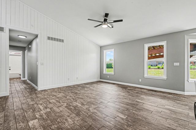 1689 Bingham Circle, Hebron, KY 41048