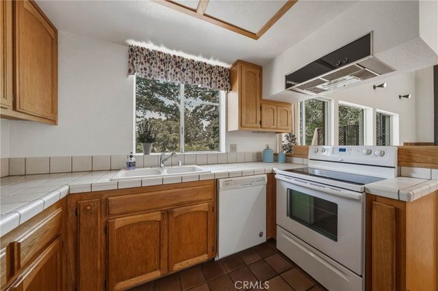 2944 Buckingham, Kelseyville, CA 95451