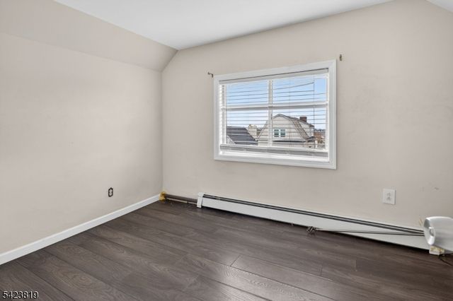 752 Highland Ave, Newark City, NJ 07104