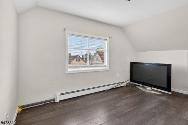 752 Highland Ave, Newark City, NJ 07104