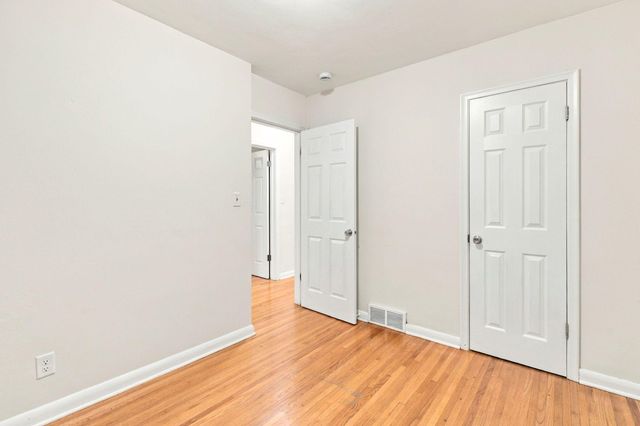 1356 Searle Street, Saint Paul, MN 55130
