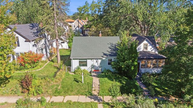 1356 Searle Street, Saint Paul, MN 55130