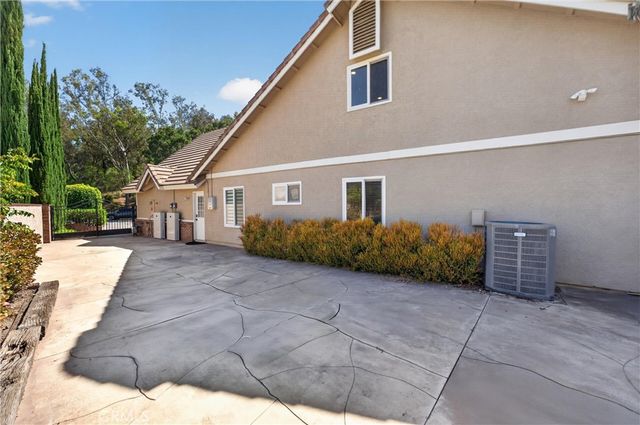 22260 Starlight Drive, Yorba Linda, CA 92887