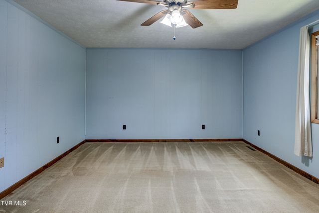 131 Leedy Lane, Jonesborough, TN 37659