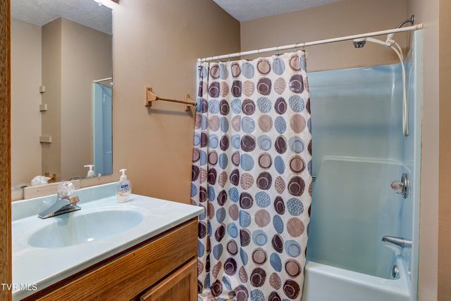 131 Leedy Lane, Jonesborough, TN 37659