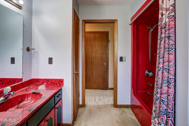 131 Leedy Lane, Jonesborough, TN 37659