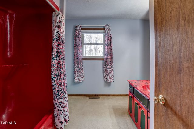 131 Leedy Lane, Jonesborough, TN 37659