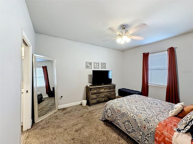 1885 SW 245TH TERRACE, Newberry, FL 32669