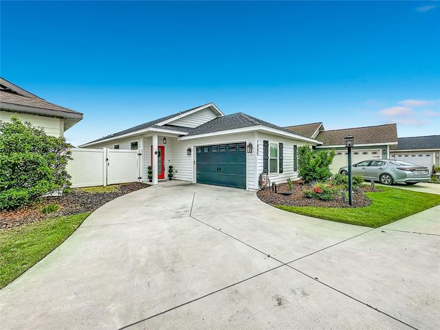 1885 SW 245TH TERRACE, Newberry, FL 32669