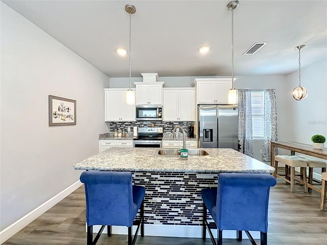 1885 SW 245TH TERRACE, Newberry, FL 32669