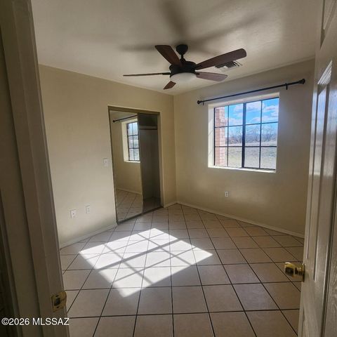 282 Tlaxcala Court, Rio Rico, AZ 85648