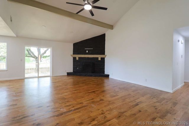 2806 W 70th Street, Tulsa, OK 74132