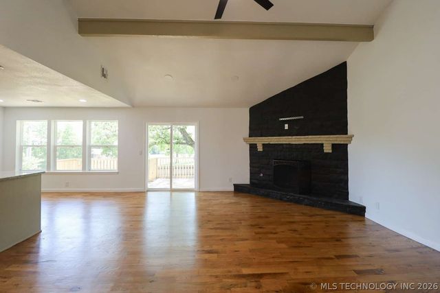 2806 W 70th Street, Tulsa, OK 74132