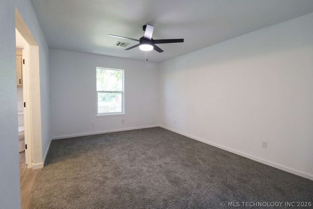 2806 W 70th Street, Tulsa, OK 74132