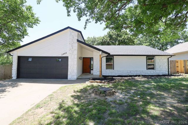 2806 W 70th Street, Tulsa, OK 74132