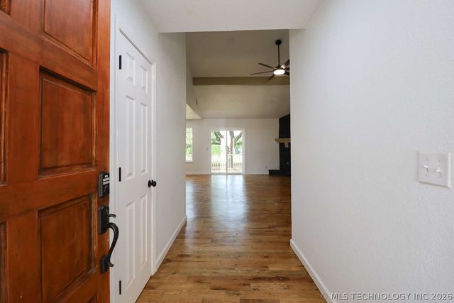 2806 W 70th Street, Tulsa, OK 74132