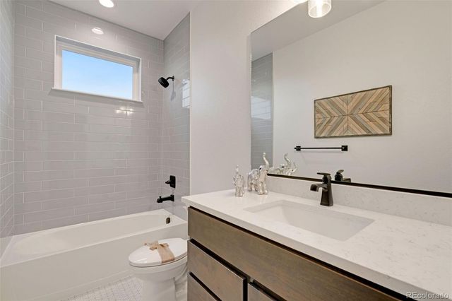 3662 N Buchanan Court, Aurora, CO 80019