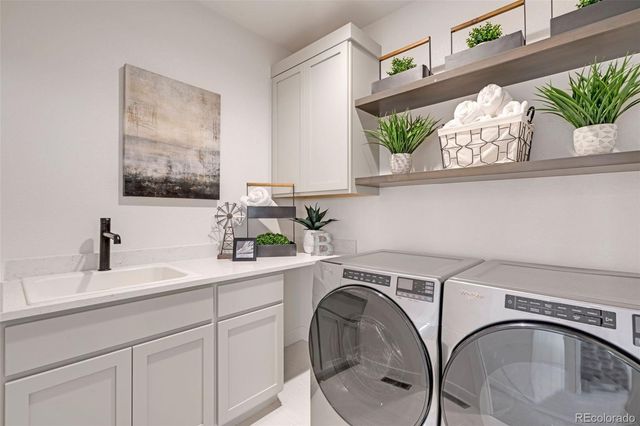 3662 N Buchanan Court, Aurora, CO 80019