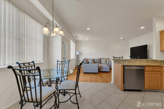 22 Augusta Place, East Brunswick, NJ 08816