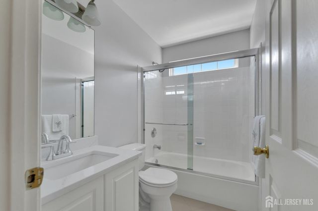 22 Augusta Place, East Brunswick, NJ 08816