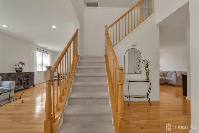 22 Augusta Place, East Brunswick, NJ 08816