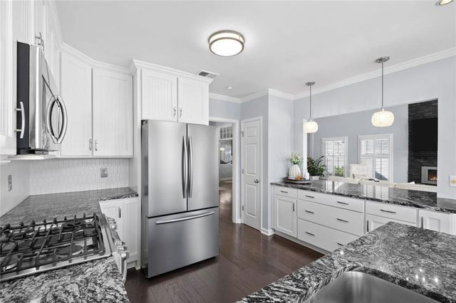 6430 Spinnaker Lane, Alpharetta, GA 30005