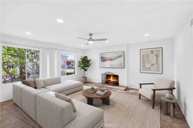 160 Greentree Ln, La Habra, CA 90631