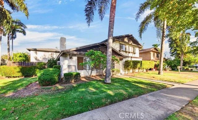 160 Greentree Ln, La Habra, CA 90631