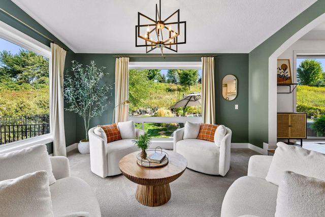 2901 Fairway Drive, Chaska, MN 55318