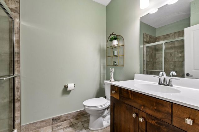 2901 Fairway Drive, Chaska, MN 55318