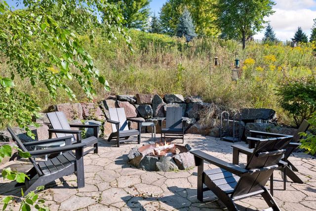 2901 Fairway Drive, Chaska, MN 55318