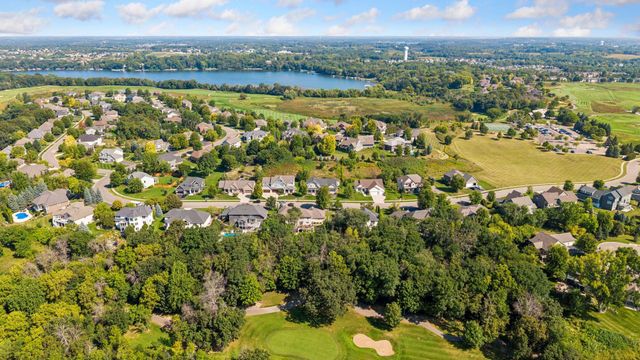 2901 Fairway Drive, Chaska, MN 55318