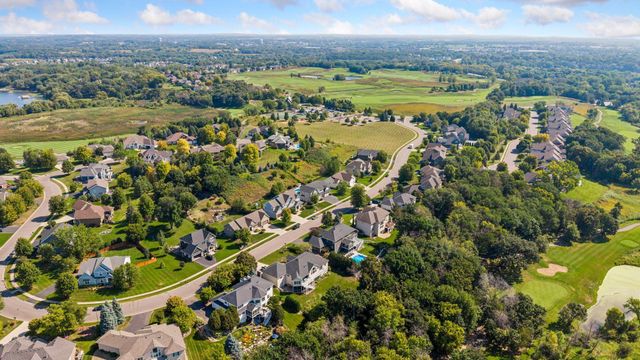 2901 Fairway Drive, Chaska, MN 55318