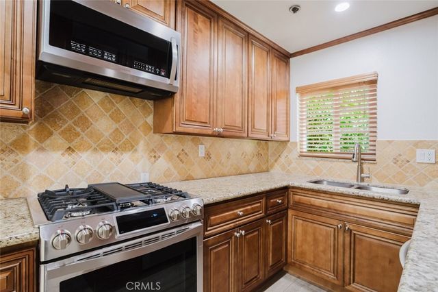 7319 Hazeltine Avenue 4, Van Nuys, CA 91405