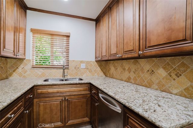 7319 Hazeltine Avenue 4, Van Nuys, CA 91405