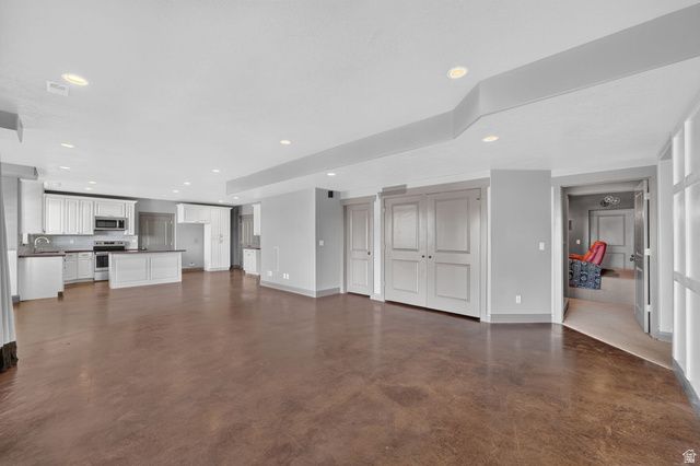 5119 N RAVENCREST LN, Lehi, UT 84043