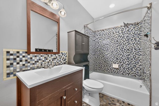 5119 N RAVENCREST LN, Lehi, UT 84043