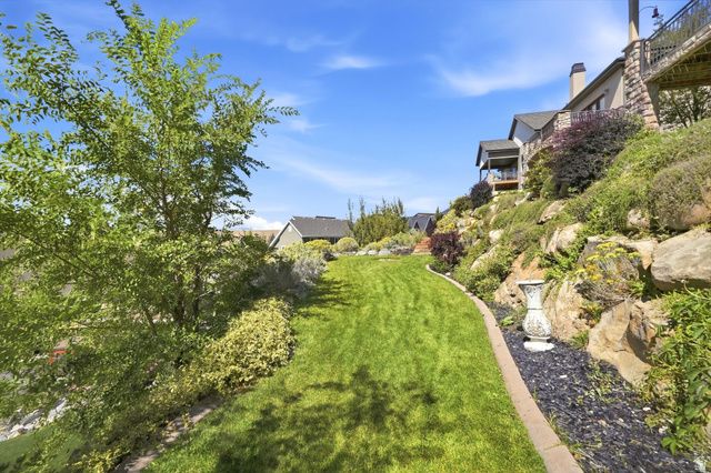 5119 N RAVENCREST LN, Lehi, UT 84043