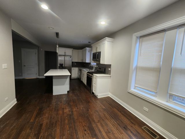 8837 S THROOP Street, Chicago, IL 60620