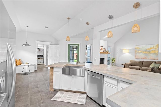 1513 Knob Hill Drive, Garland, TX 75043