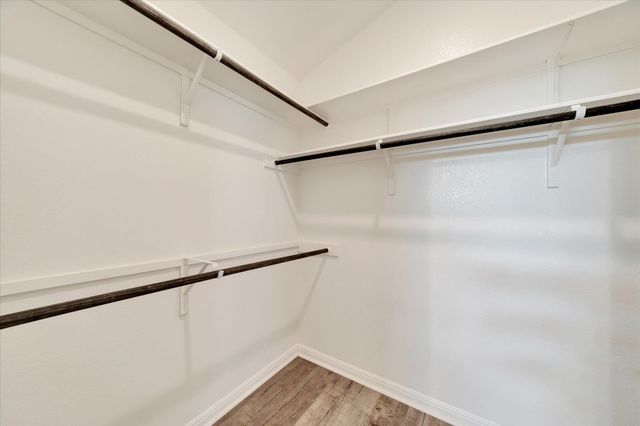 160 Sun Ray DR, Kyle, TX 78640
