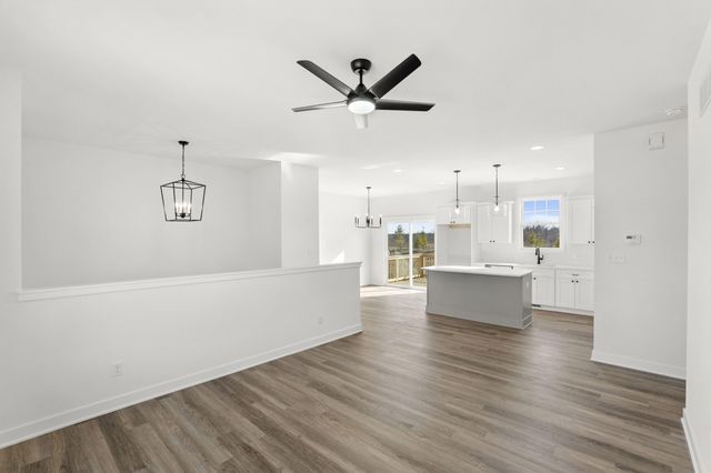 543 Scenic View Avenue, Valparaiso, IN 46385