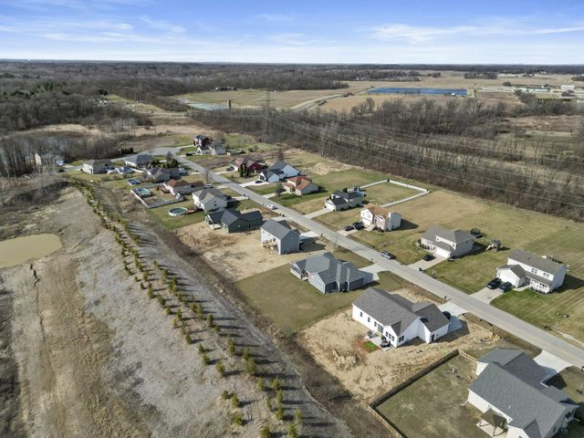 543 Scenic View Avenue, Valparaiso, IN 46385