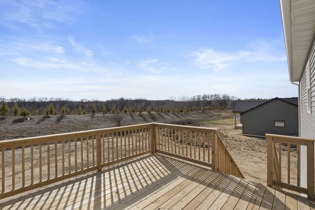 543 Scenic View Avenue, Valparaiso, IN 46385