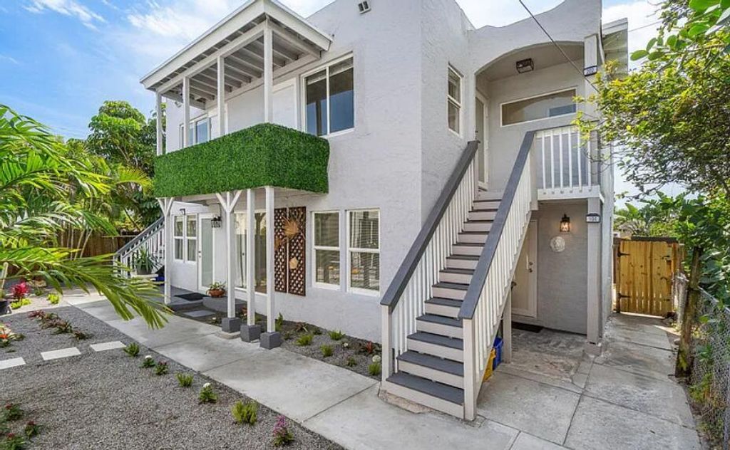 414 33rd Street 100, West Palm Beach, FL 33407